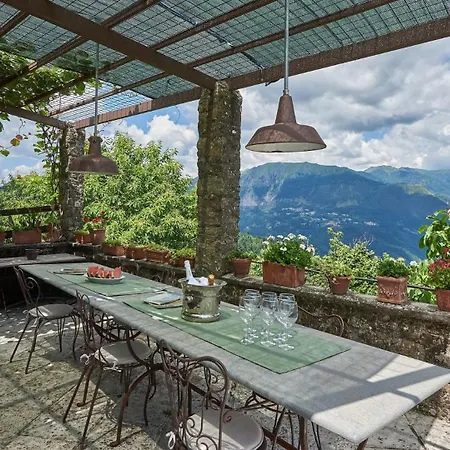 La Vista At Brandeglio Villa
